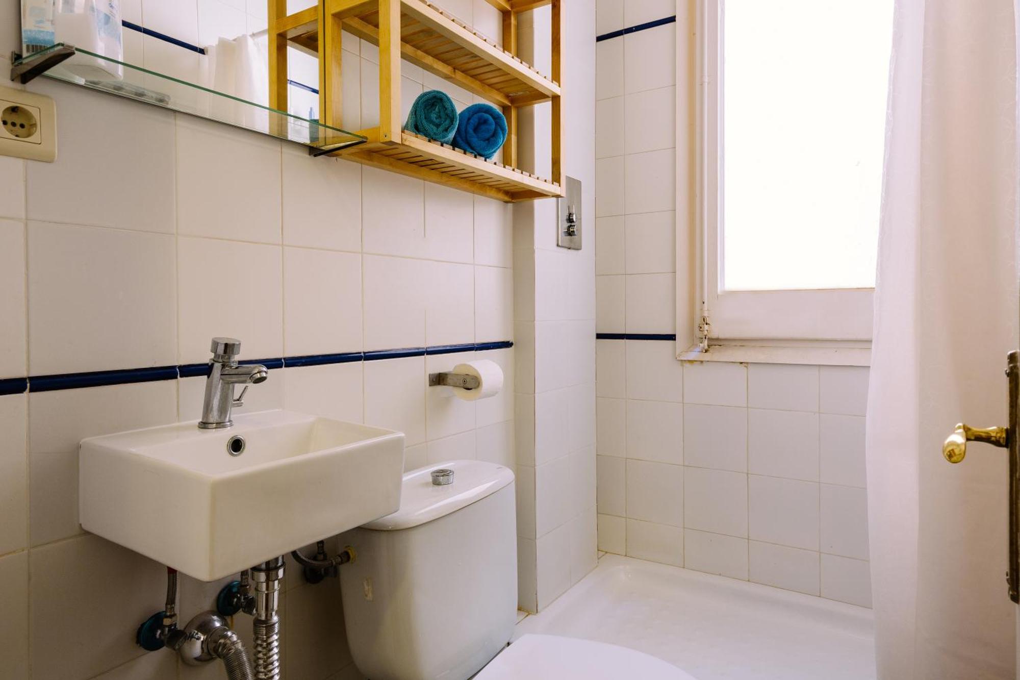Balmes Private Rooms บาร์เซโลนา ภายนอก รูปภาพ